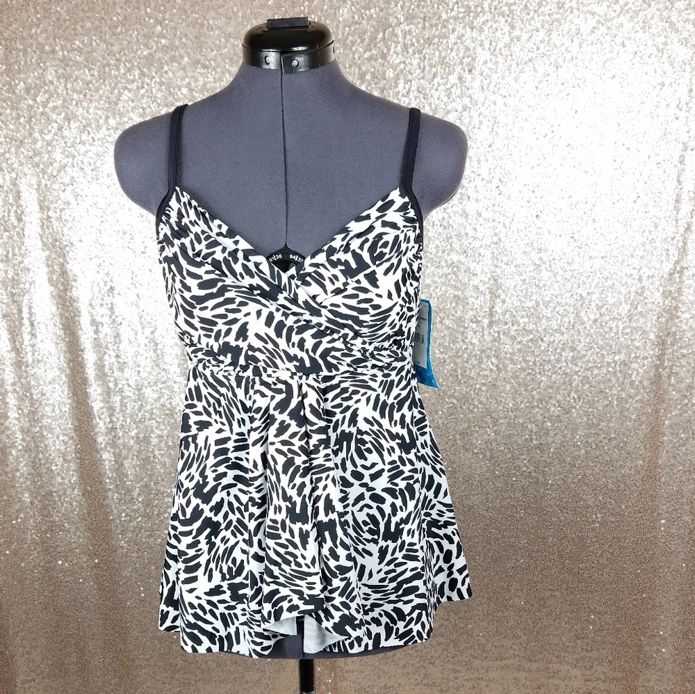 Azul by Maxine of Hollywood Flyaway Tankini Top