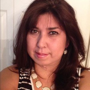 Meet your Posher, Noemi