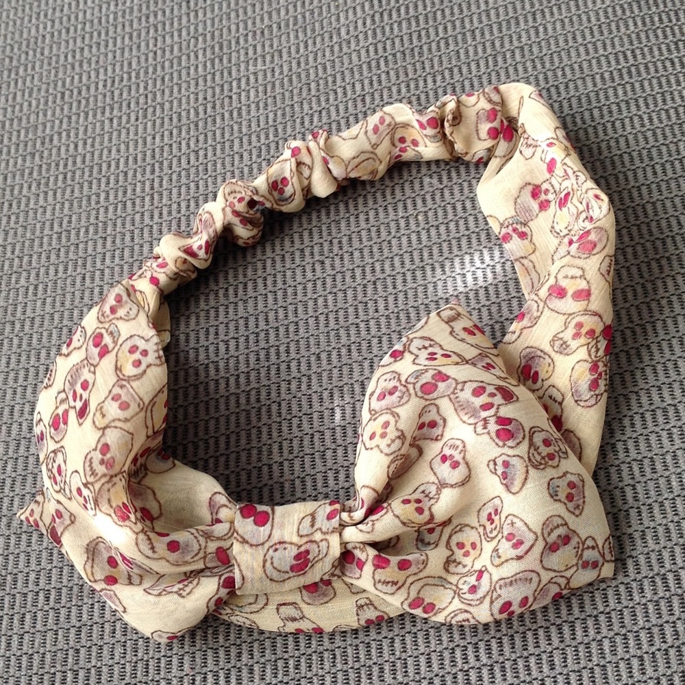 Skull headband