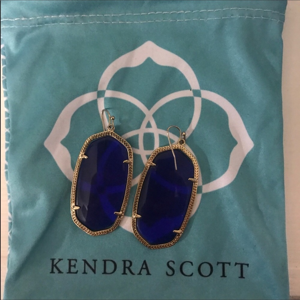Kendra Scott Danielle Earrings
