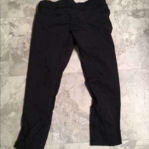 Lululemon crop pants