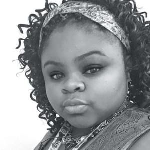 Meet your Posher, Senobia