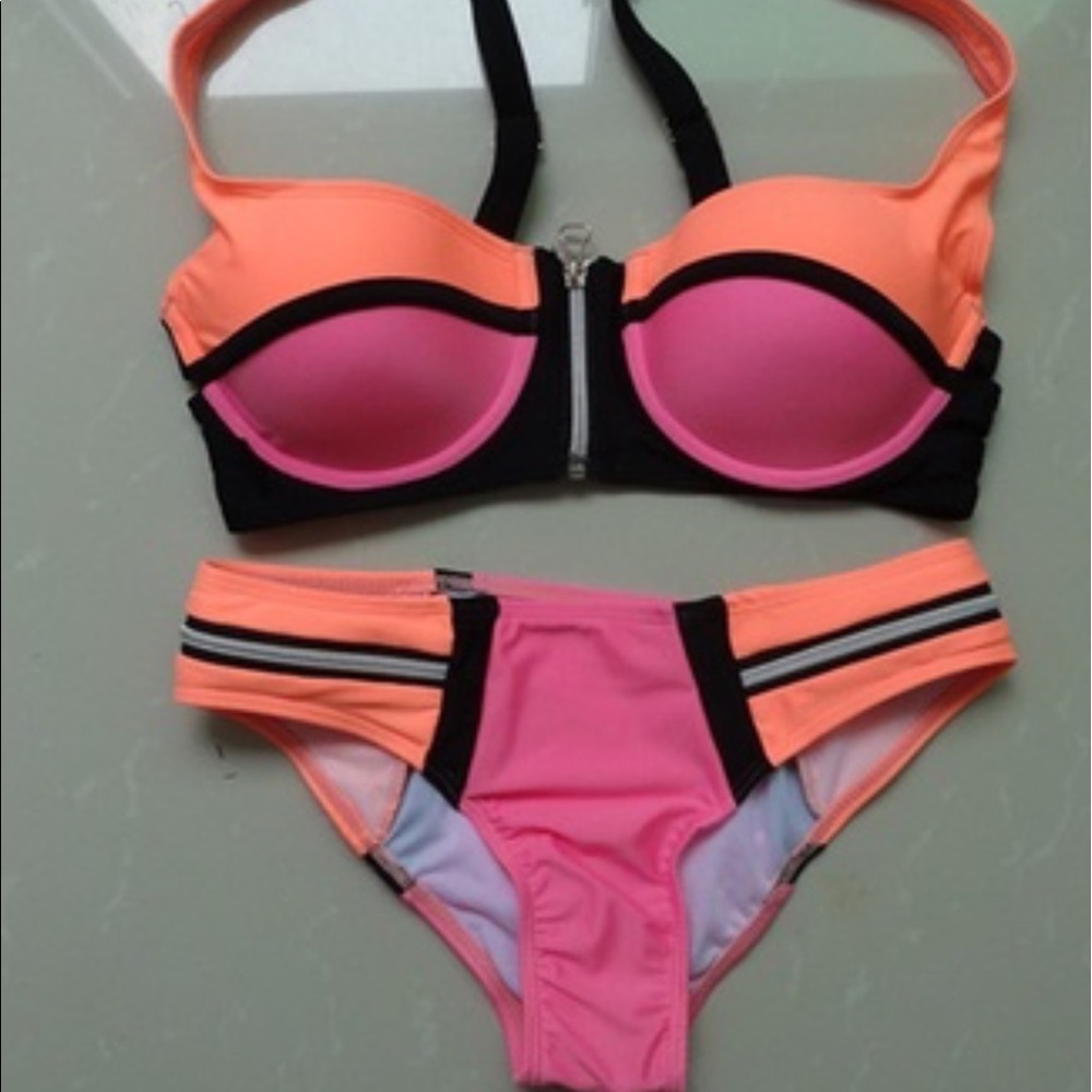 Bathing suit
