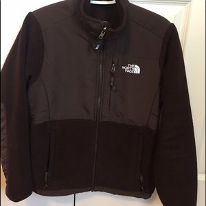 HARDLY WORN North Face Women's Fleece Jacket