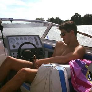 Meet your Posher, Andrew