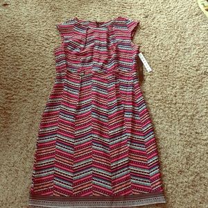 ILE NY Multi-colored dress. Slit in back.