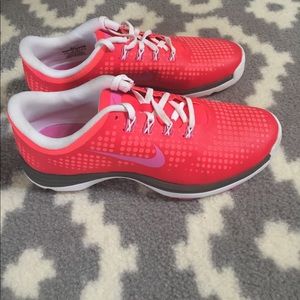 Women's Nike Golf Shoes 7.5