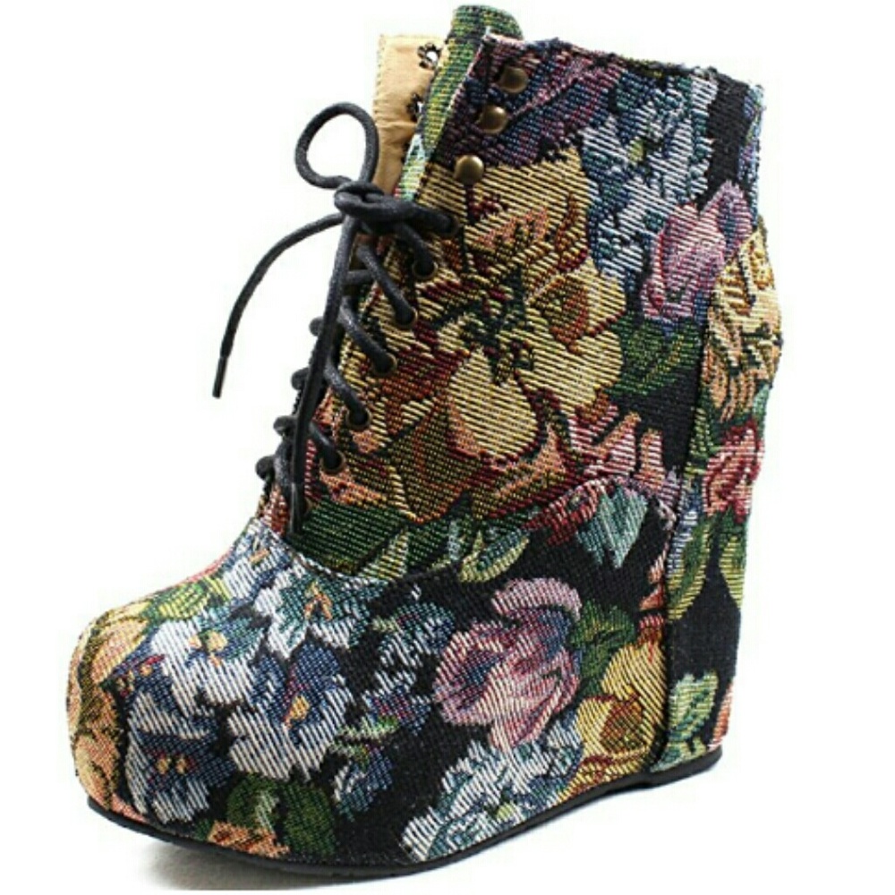 Vintage Berkeley black floral wedge