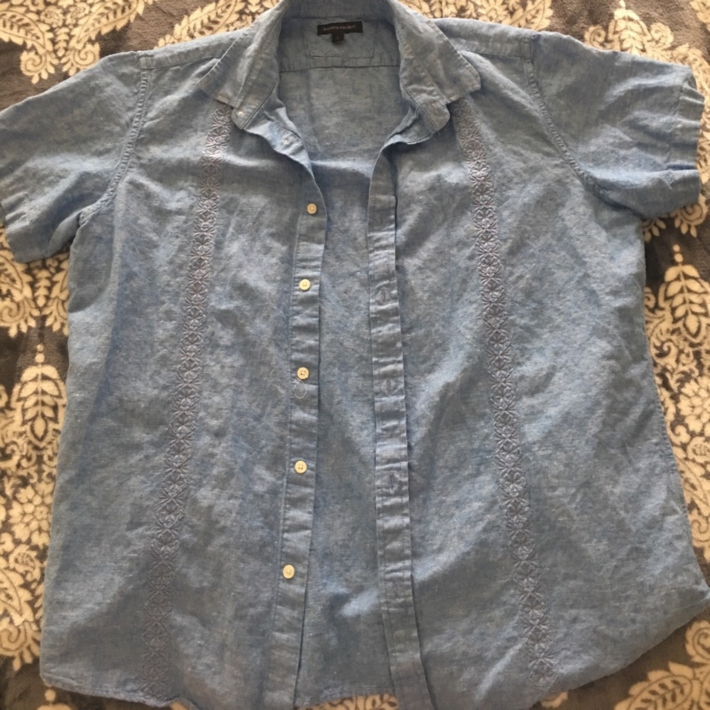 Banana republic blue linen shirt