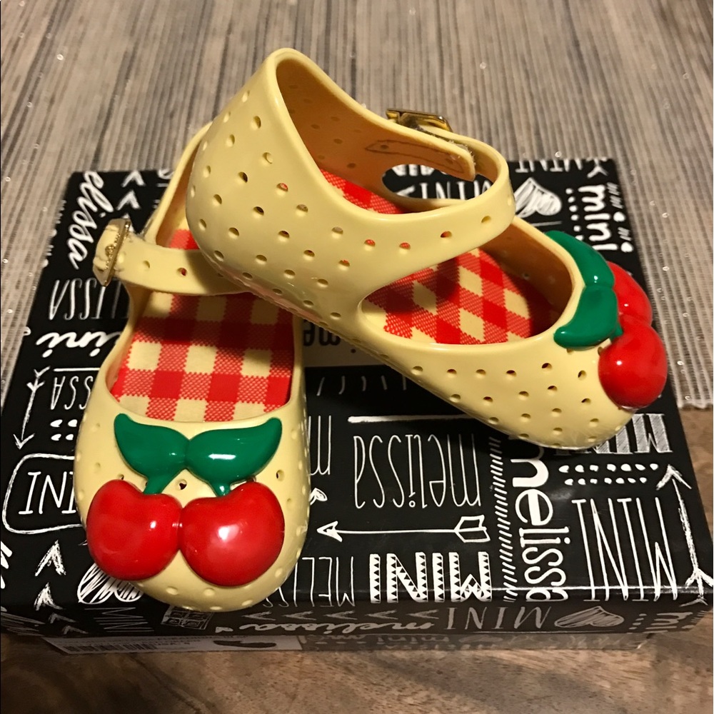 Mini Melissa Cherry Shoes!