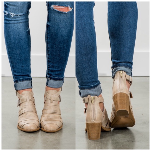 🇺🇸SALE The Quinn Stone Booties - Picture 2 of 5