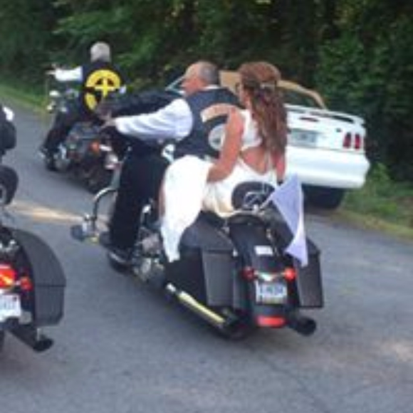 Meet your Posher, Lara - Picture 8 of 8