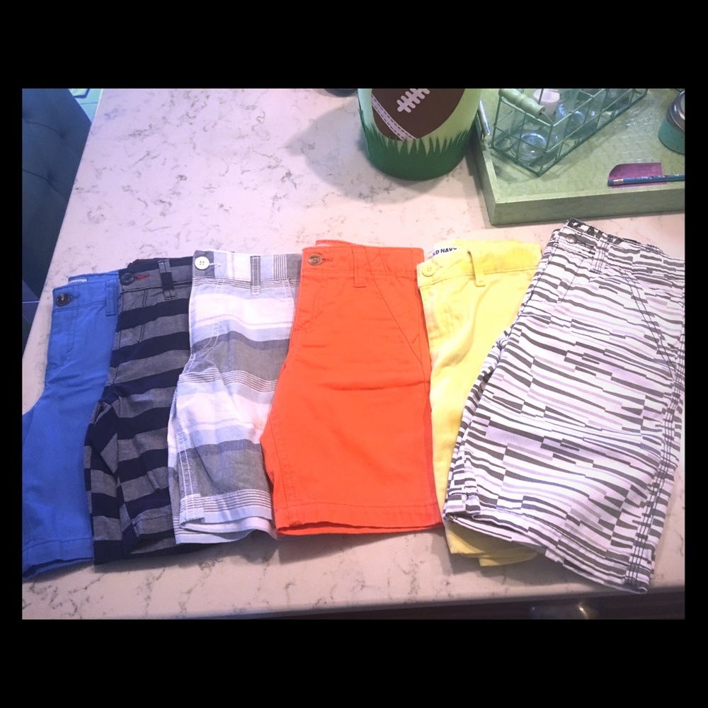 Boys shorts bundle 5t. Like new, some nerve worn