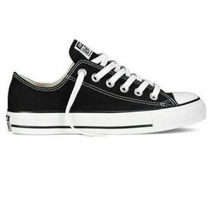 Black and white low top converse