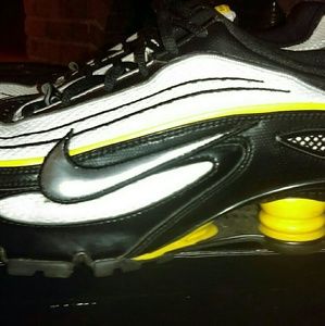 Nike shocks