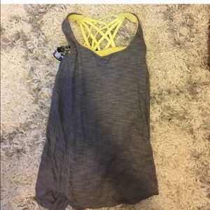 Lululemon Free to Be tank. Size 4.