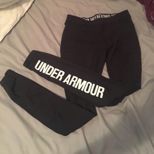 Under armour logo leggings!