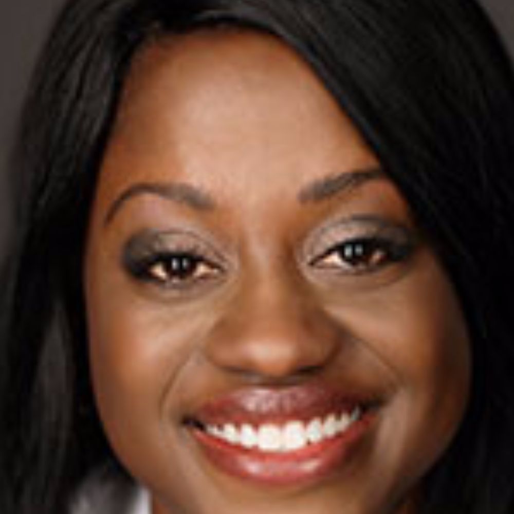 Meet your Posher, Ebony