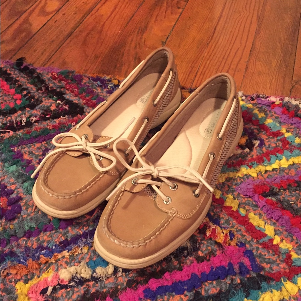 Sperry Firefish Boat Shoes Tan 2-Eye W9