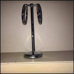 Chrome/Silver Tone Towel Holder