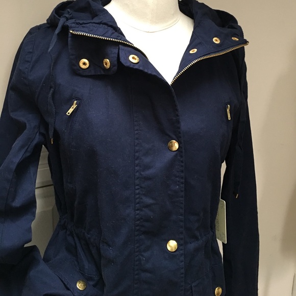 🆕🌺Beautiful Navy Spring Jacket!!💕🌷 - Picture 2 of 6