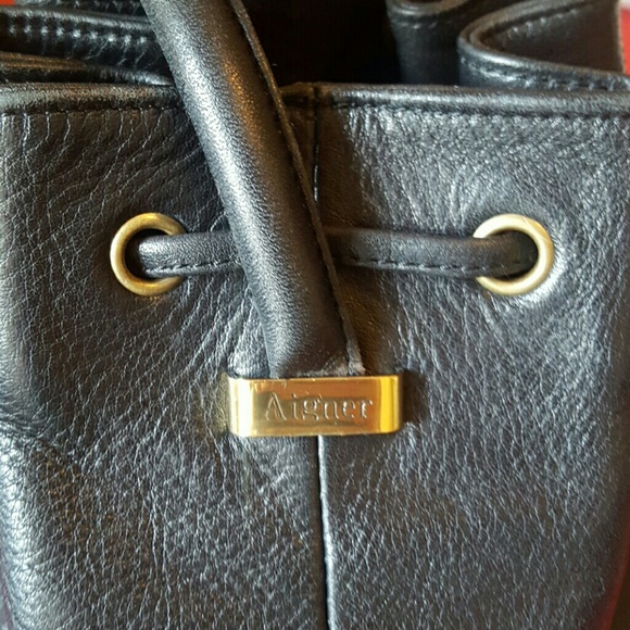 85 off Etienne Aigner Handbags Price drop! 🍔 Vintage Etienne Aigner