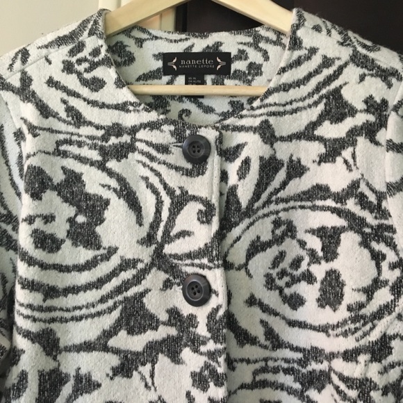 Light weight sweater coat - Picture 2 of 2