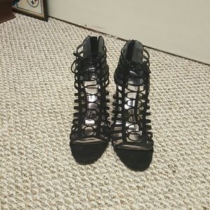 Black wedge shoes