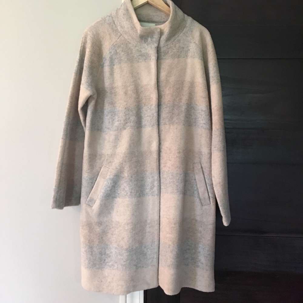 Neutral palet sweater coat 🌿🎀