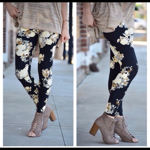 ♥️HP❤️LAST 3‼️BAHAMA PRINT LEGGINGS fits 2-12 - Picture 2 of 4