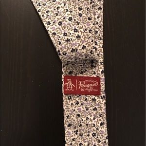Penguin Skinny Floral Tie