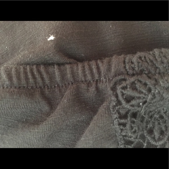 Open Shoulder Black top elastic band. Nice! - Picture 3 of 4