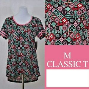 LulaRoe Classic T Size Medium