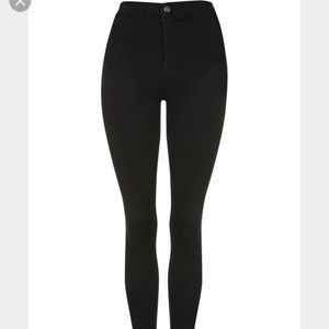 Black high waisted stretch denim jeans