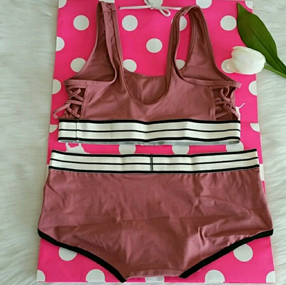 PINK Vs Strappy Bralette size L & Boyshort L.  NWT - Picture 4 of 5