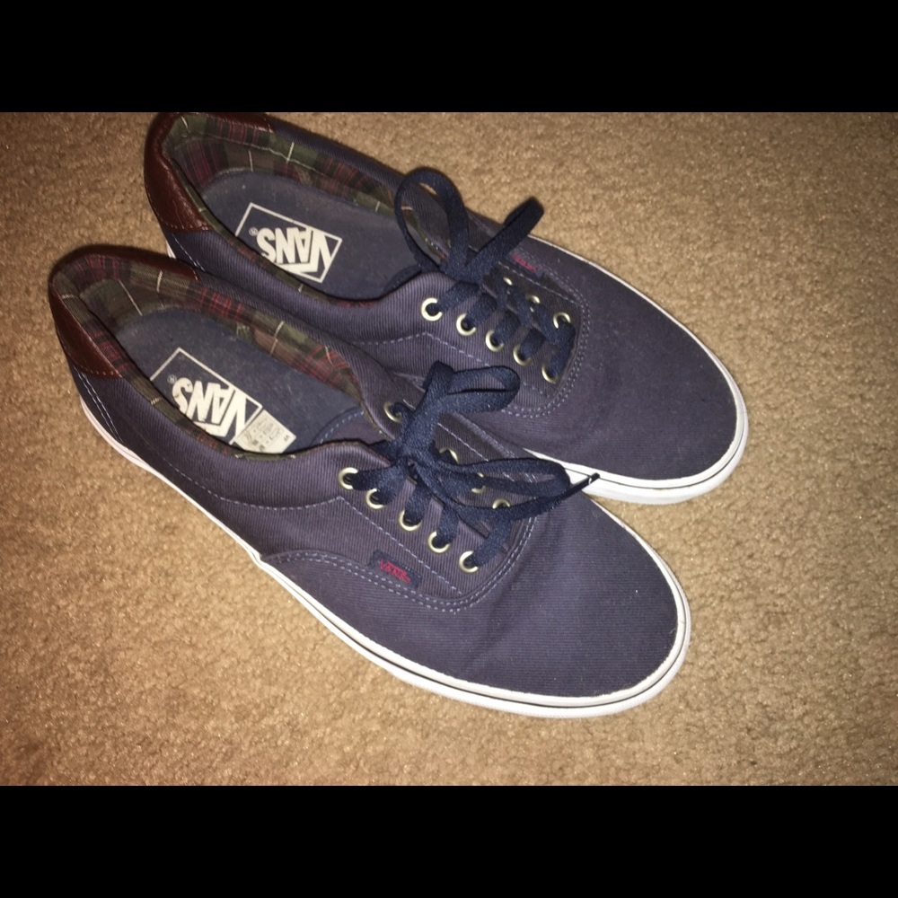 NWOT Men's Vans Shoes