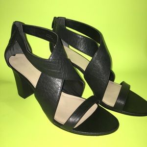 Via spiga black heels