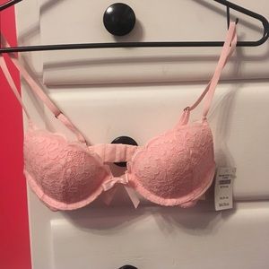 Hollister Gilly Hicks Plunge bra