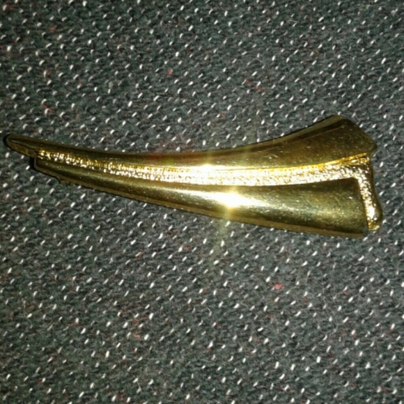 Vintage Keynes goldtone brooch - Picture 2 of 4