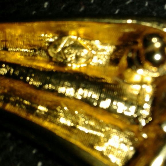 Vintage Keynes goldtone brooch - Picture 4 of 4