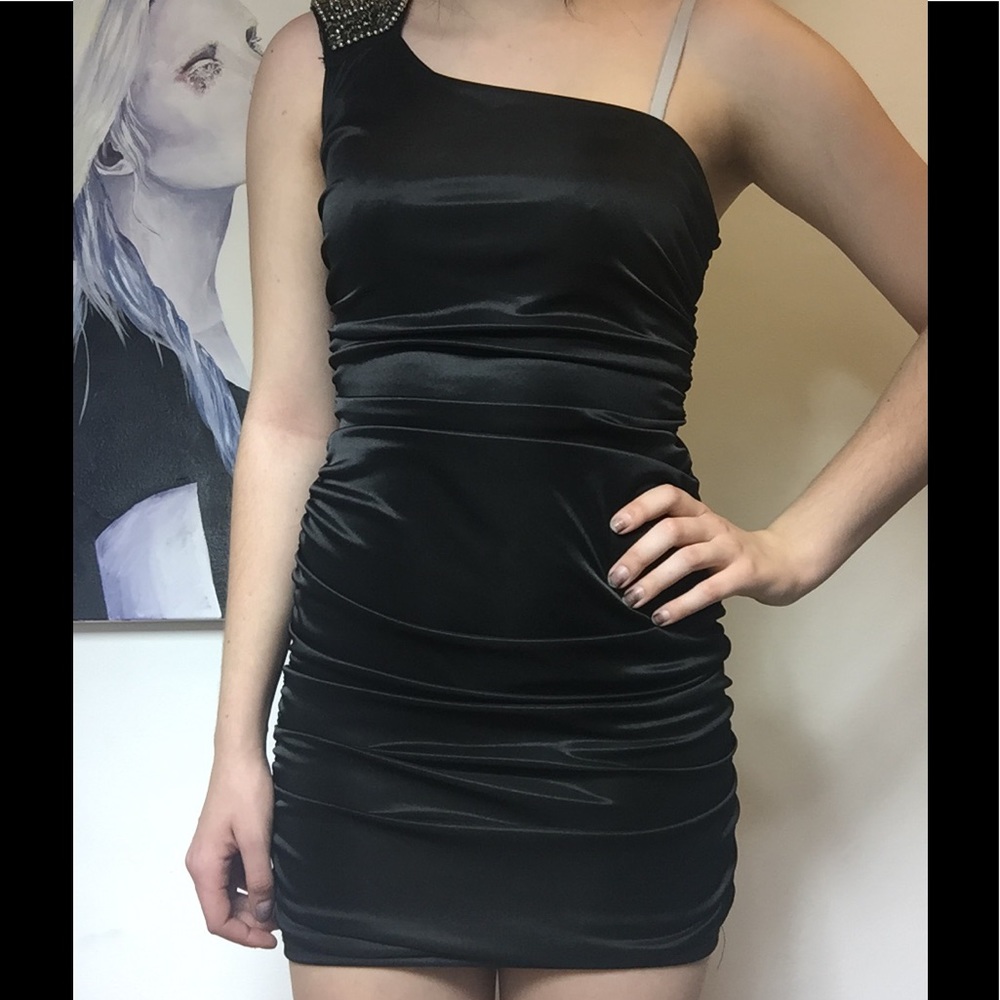 Black Fitted Homecoming Dress