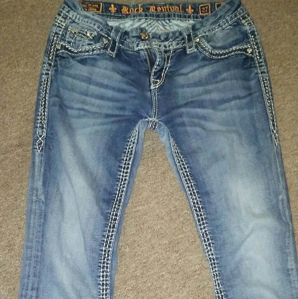 Do not buy Rock revival skinny jeans