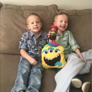 Meet your Posher, Laura