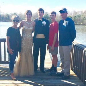 Meet your Posher, Crystal