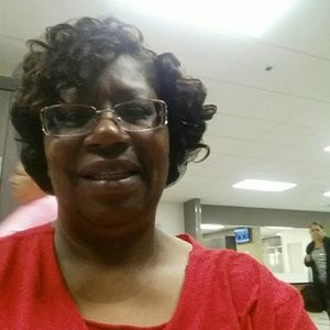 Meet your Posher, Sandra