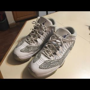 AIR JORDAN 11 RETRO LOW "COBALT"