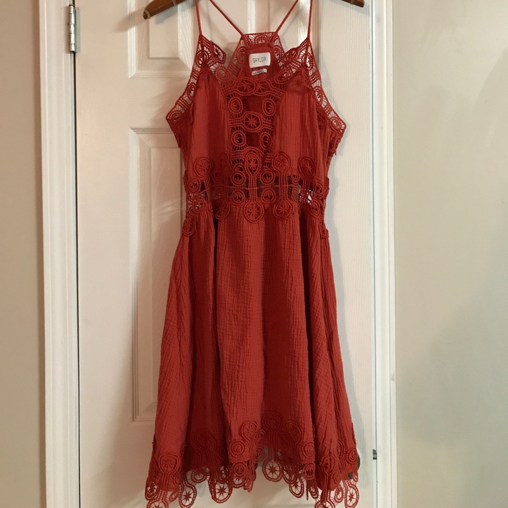 ✖️SOLD✖️Saylor eyelet summer dress size small - Picture 3 of 4