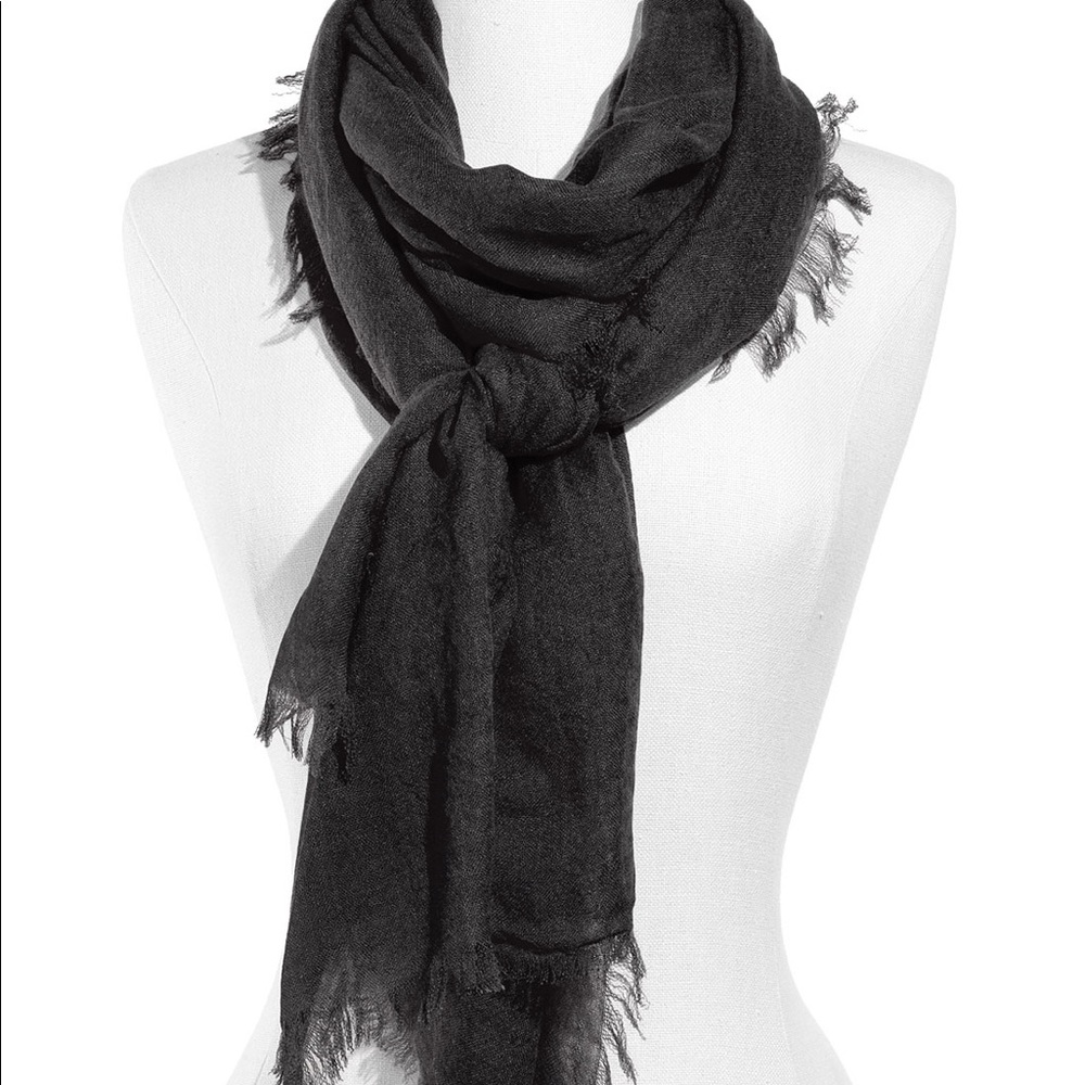 Lightweight Grey scarf
