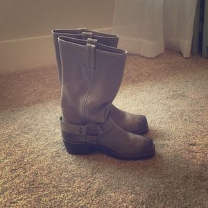 Frye Women's Harness 12R Boot