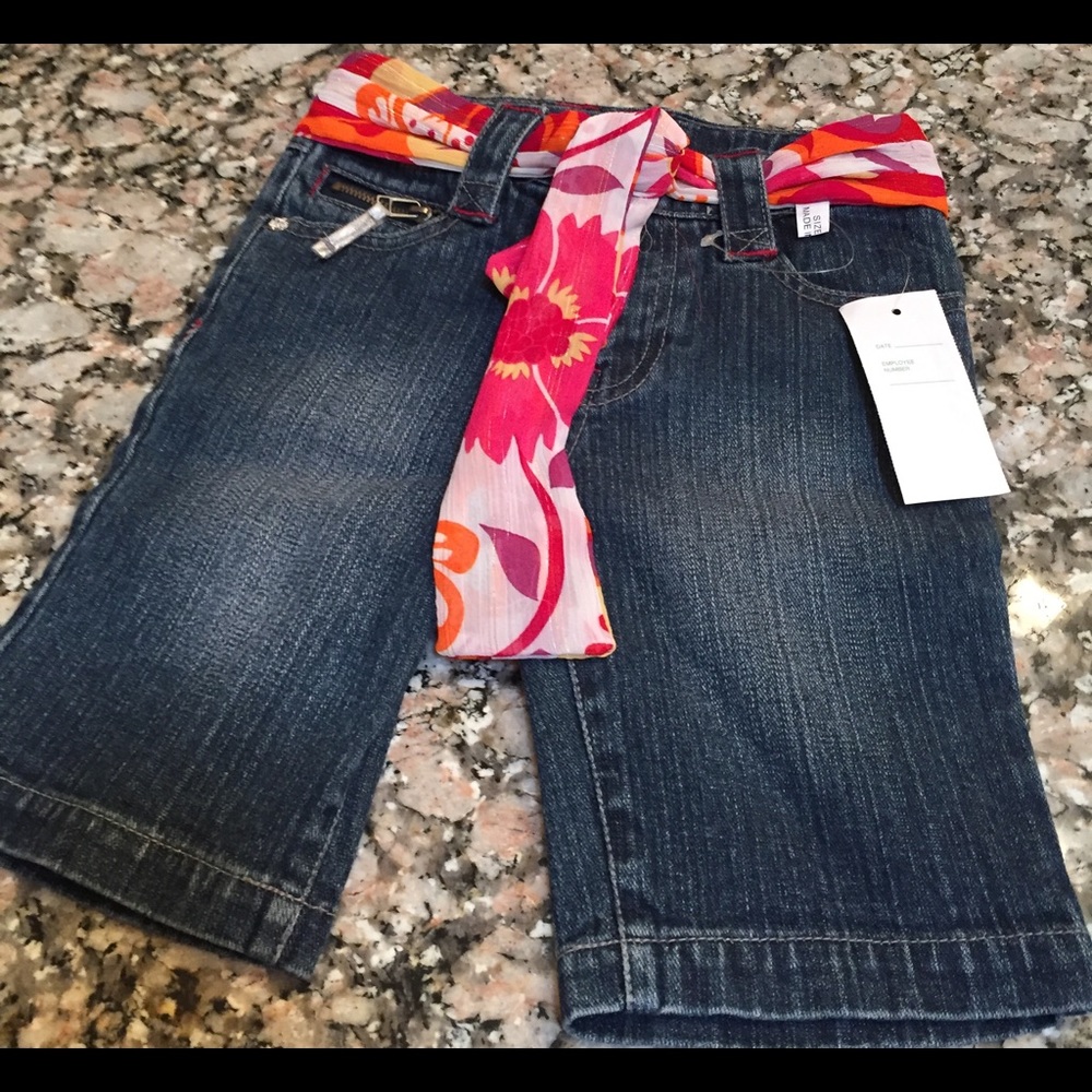 Disney Hannah Montana Kid's Jean Shorts with belt!